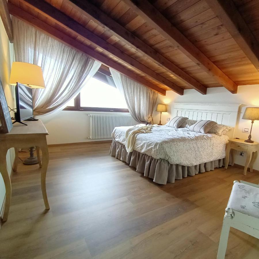 Agriturismo La Casetta - Ospitalita Rurale Familiare Montese Kültér fotó