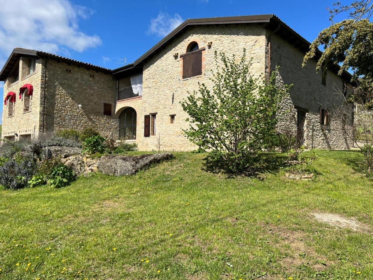 Agriturismo La Casetta - Ospitalita Rurale Familiare Montese Kültér fotó